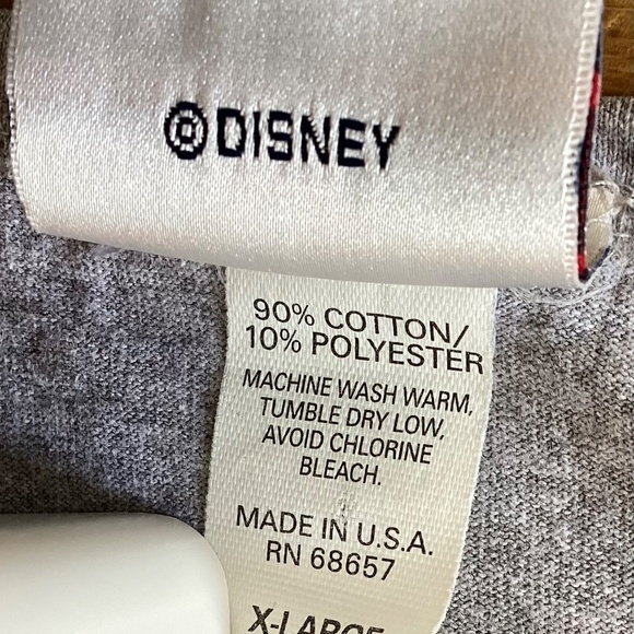 Disney Cruise Lines Circa 2003 Muscle Shirt, Sleeveless Embroidered Logo. Mickey - Picture 4 of 7